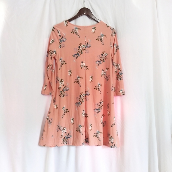 Pink floral dress - Picture 4 of 4